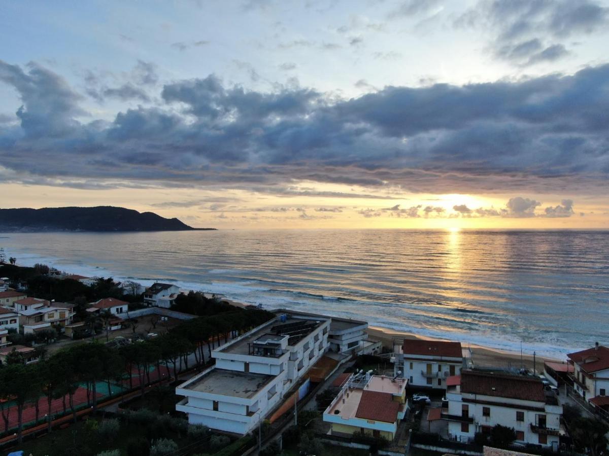Laris Bed and Breakfast Castellabate Εξωτερικό φωτογραφία
